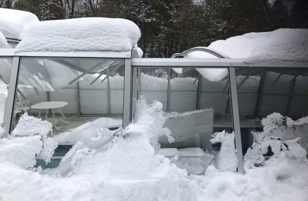Alukov IPC- Collapsed Pool Enclosure