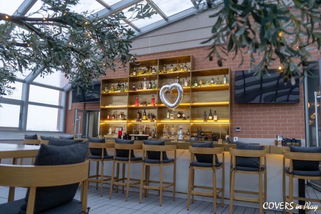 Enclosure Bar Restaurant