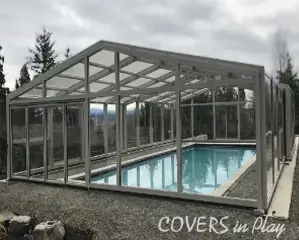 Free standing pool enclosure end view